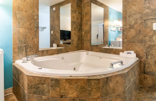 Farmington Hills Hotel | Motel 6 Farmington Hills, MI - Northwest - Farmington Hills