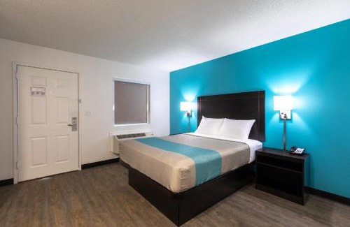 Conestee Hotel | Motel 6-Greenville, SC - I-85 Near Downtown