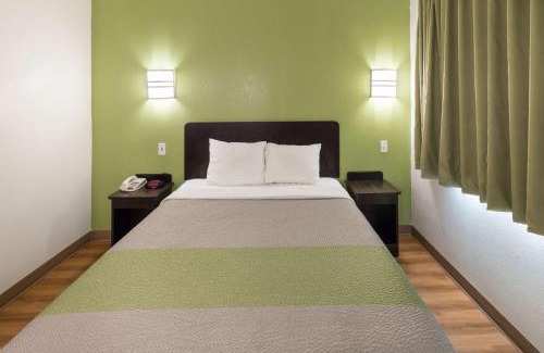 Hillsboro Hotel | Motel 6-Hillsboro, TX