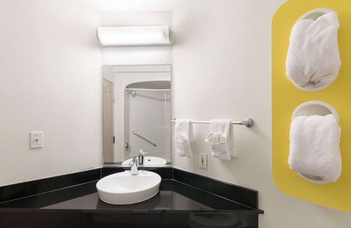 Hillsboro Hotel | Motel 6 Hillsboro, TX