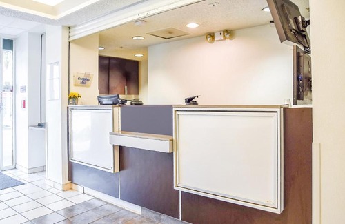 Westchase Hotel | Motel 6 Houston, TX