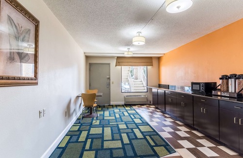 Kenly Hotel | Motel 6 Kenly, NC