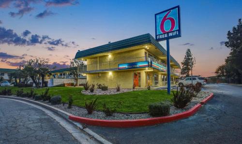 King City Hotel | Motel 6-King City, CA
