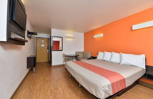 Meridian Hotel | Motel 6 Meridian, ID - Boise W