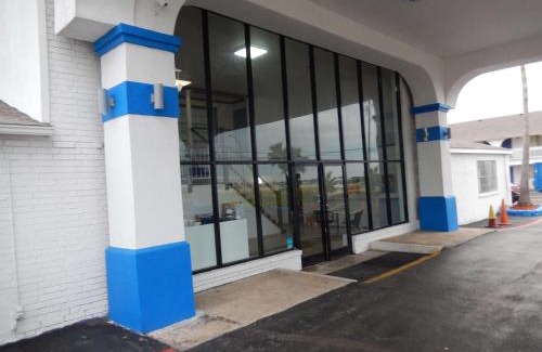Portland Hotel | Motel 6-Portland, TX