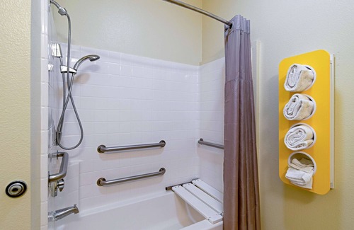 Rhome Hotel | Motel 6 Rhome, TX