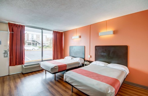 Somerset Hotel | Motel 6 Somerset, KY