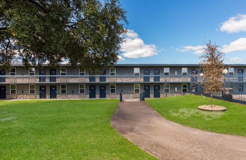 Temple Hotel | Motel 6-Temple, TX