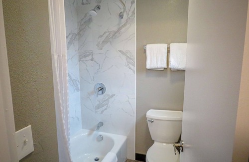Tigard Hotel | Motel 6 Tigard, OR - Portland Southwest