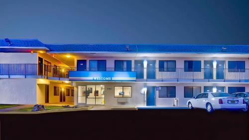 Tucumcari Hotel | Motel 6-Tucumcari, NM