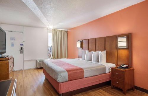 Van Buren Hotel | Motel 6-Van Buren, AR I- 40