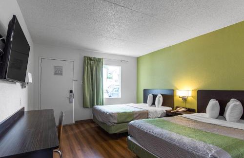 Warminster Hotel | Motel 6-Warminster, PA