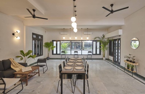 Varanasi House | Motel ∙ 8 guests