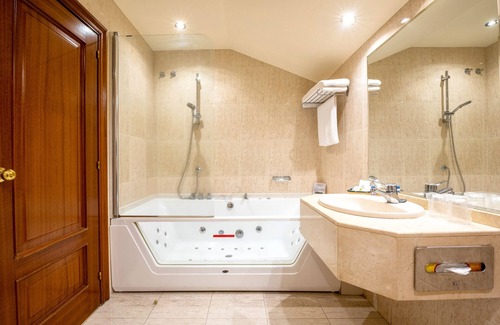 Oleiros Hotel | Motel Jardin