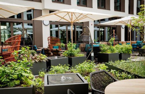 Deutz Hotel | Motel One Köln-Messe
