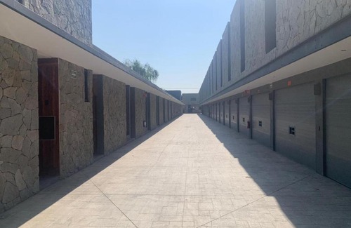 San Pedro Tlaquepaque Hotel | Motel Rokka