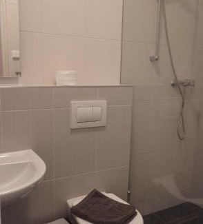 Sezimovo Usti Hotel | Motel Vega