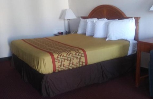 Lightfoot Hotel | Motel Zuma