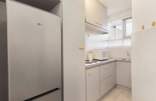 Mouille Point Apartment | Mouille Grange 108 - Studio Apartment, Sleeps 2