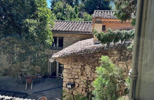 Crillon-le-Brave Bed & Breakfast | Moulin d'Antelon B&B
