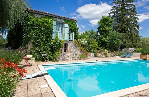 Saint-Pierre-sur-Dropt Bed & Breakfast | Moulin de Cocussotte