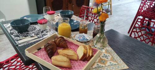 Les Vignes Bed & Breakfast | Moulin de Parayre