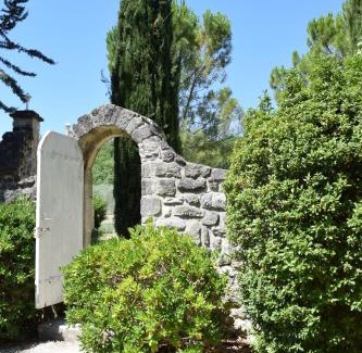Mormoiron Apartment | Moulin des Gypses Gîte Les Pierres Blanches, Ventoux