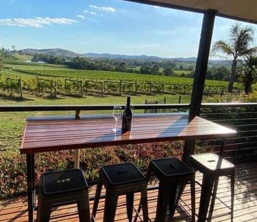 Dixons Creek Apartment | Mount Hope Estate Vineyard
