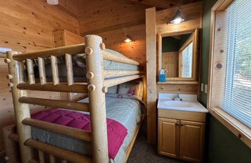 La Sal Bed & Breakfast | Mount Peale Country Inn