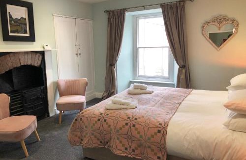 Brecon Bed & Breakfast | Mount Street House