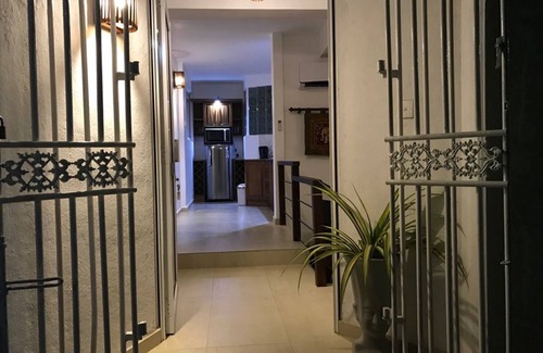 Mount Lavinia Apartment | Mount Surf apartments