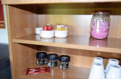 Pizarra Apartment | Mount Tatum apartments! A short drive to el chorro lakes