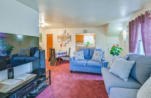 South Side Apartment | Mount Vernon Getaway - 4 Mi to the Bronx Zoo!