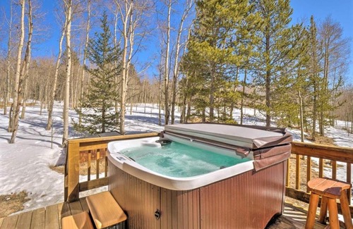 Alma House | Mountain Adventure Lodge
