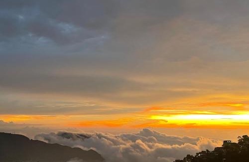 Baguio Apartment | Mountain and Sunsetview Baguio Residences