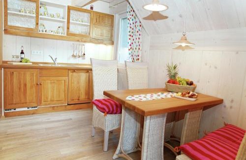 Langer Berg Apartment | Mountain Apartment Getaway