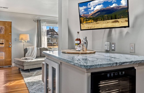 Old Town West House | Mountain Ave Retreat - Walk to Old Town Fun!