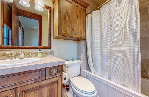 Edwards House | Mountain Breeze Retreat