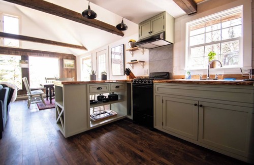 Waterbury Cabin | Mountain Cabin Bordering State Park. Hiking, Private. Special Place, Great View!