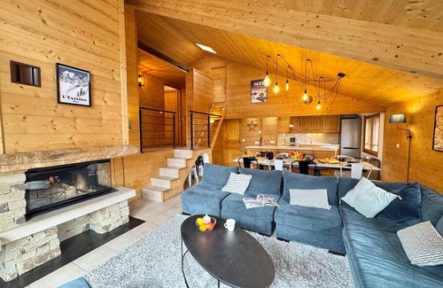 Les Claux Ski Chalet | Mountain chalet in Vars Les Claux, 13 pers.