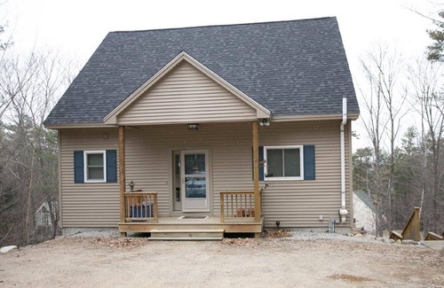 Conway House | Mountain Escape, central to everything!