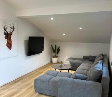 Kambresko Apartment | Mountain Escape with Sauna