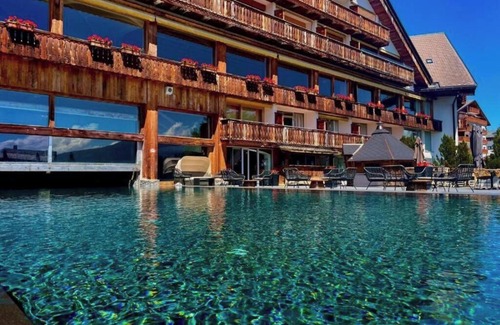 Montana Apartment | Mountain getaway: 2-room apartment near the slopes