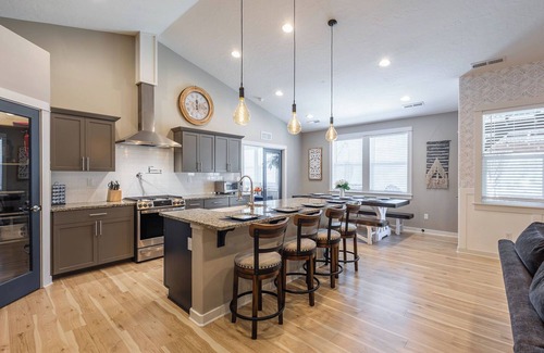 Boise House | Mountain Getaway with Game Room
