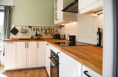 Roquefixade Cottage | Mountain Hikers Luxury Retreat in Roquefixade