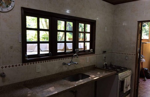 Campos do Jordao House | Mountain House with 5 suites amidst the woods.
