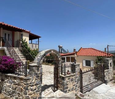 Kymi-Aliveri House | Mountain House