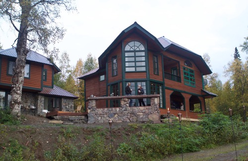 Talkeetna House | Mountain House - Out of the Wild Guesthouses