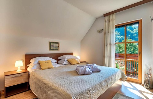 Kostel Villa | Mountain house Rupicapra with Sauna and Outdoor Hot Tub