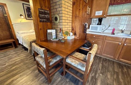 Valley Hill Apartment | Mountain Lake Cottages